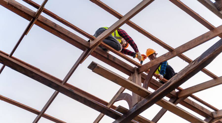 Professional residential roofers in Somerville, MA